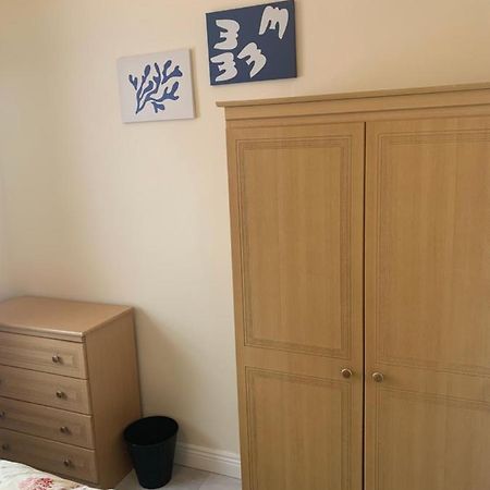 One Bedroom Apartment Dublin Eksteriør billede